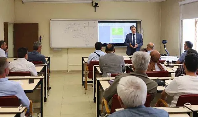 Bayburt'ta 'Eğitim Kurumları Yönetici Yetiştirme Sertifika Programı' başladı