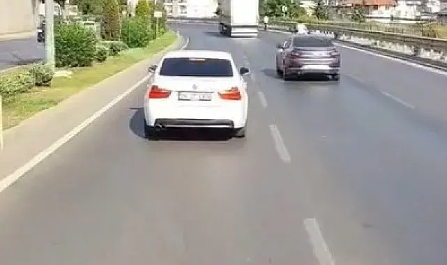 Alanya'da itfaiyeye yol vermeyen otomobil sürücüsüne 46 bin TL ceza