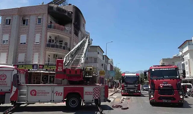 Antalya'da dairede çıkan yangında 1'i bebek 5 kişi dumandan etkilendi