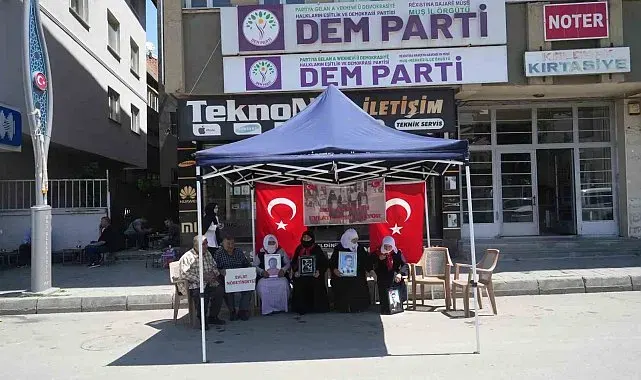 Muşlu ailelerin evlat nöbeti devam ediyor