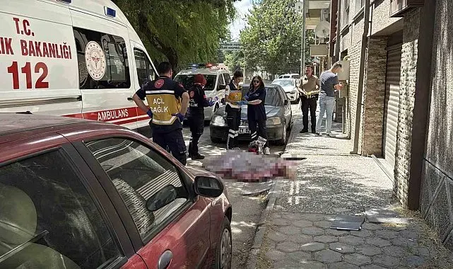 Eskişehirde 3'üncü kattan düşen 61 yaşındaki kadın hayatını kaybetti