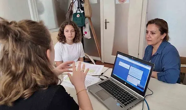 Efeler Belediyesi'nden öğrencilere ücretsiz LGS tercihi desteği