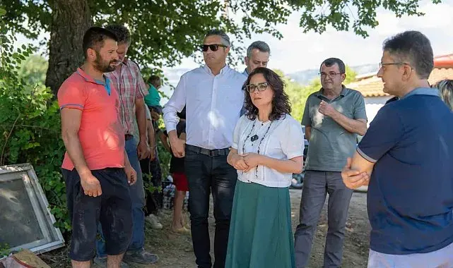 Başkan Köksal Aras yangında evleri zarar gören aileyi ziyaret etti