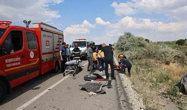 Otomobilin kağıt gibi savrulduğu kazada 4 kişi yaralandı