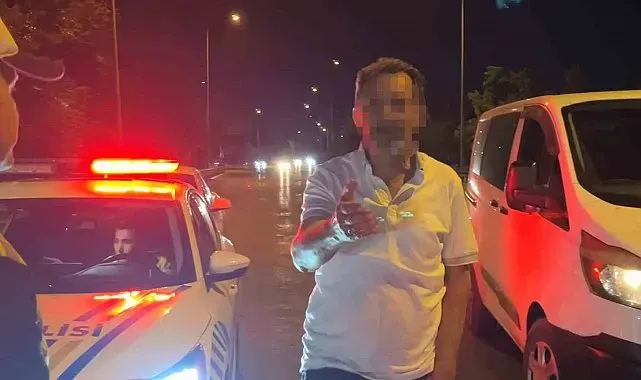 "Yazıklar olsun" dedi, basın mensubuna tükürdü