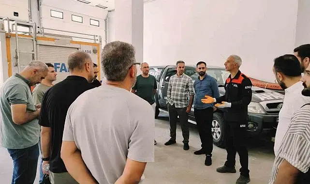 Elazığ'da enkazda arama kurtarma eğitimleri