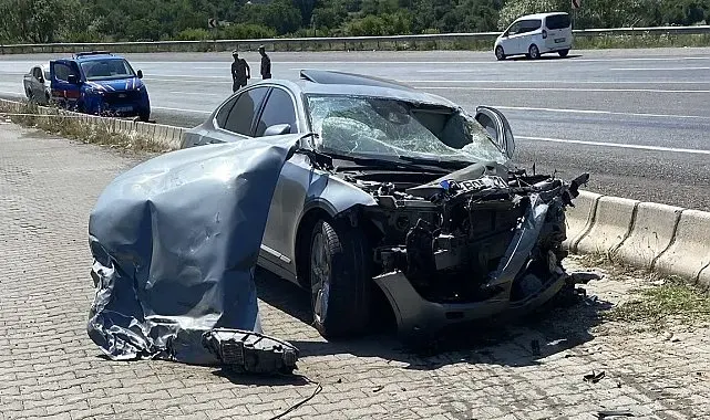 Tatvan'da zincirleme trafik kazasında 5 kişi yaralandı