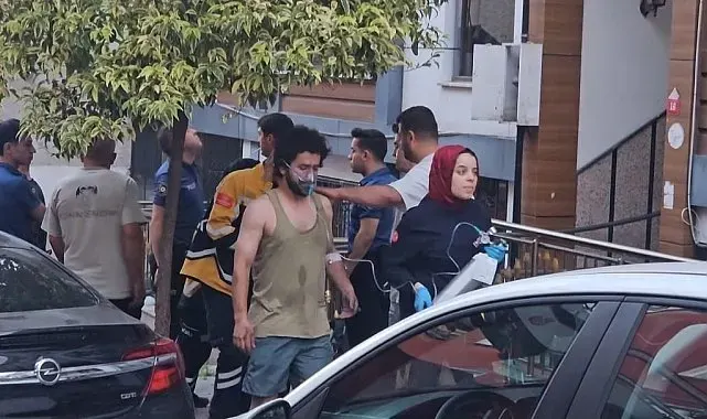 Kağıthane'de 5 katlı binada çıkan yangında 7 kişi kurtarıldı