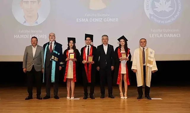 ERÜ İİBF 44. dönem mezunlarını verdi
