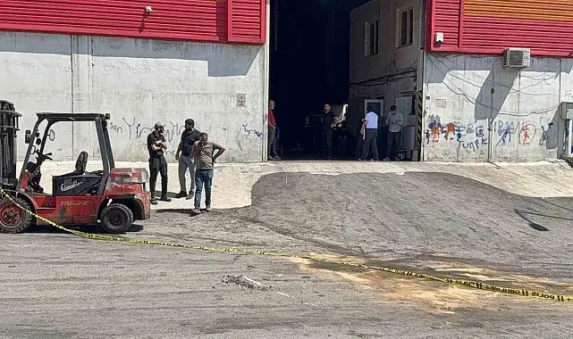 Gaziantep'te üzerine forklift devrilen genç işçi hayatını kaybetti