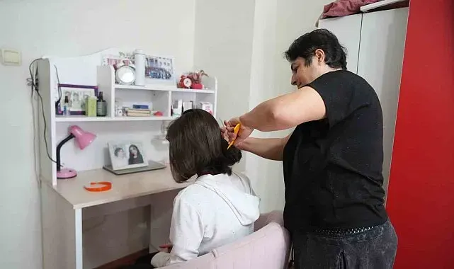 Koruyucu aile olup bir çocuğun hayatını değiştirdiler