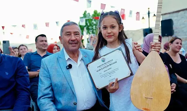 Darende Belediyesi Sanat ve Eğitim Atölyesi'nde dönem sonu heyecanı