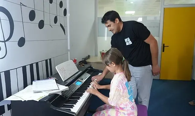 48 atölyede çocuklar misafir edildi