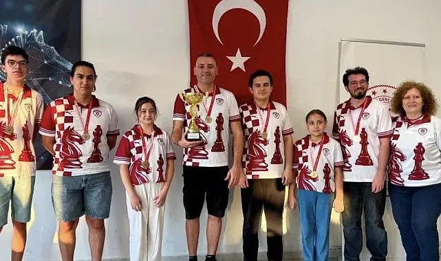 Yunusemre Belediyespor satrançta Manisa şampiyonu