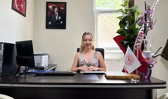 Uludere'de ilk kadın ilçe Sağlık Müdürü göreve başladı