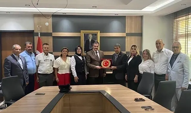 Eskişehirli muhtarlardan Kaymakam Ulu'ya vefalı veda