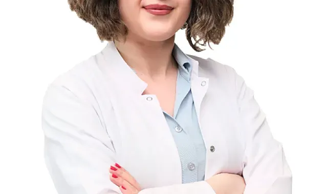 Dermatoloji uzmanı uyardı: "Bronz ten sağlıklı bir görüntü değildir"