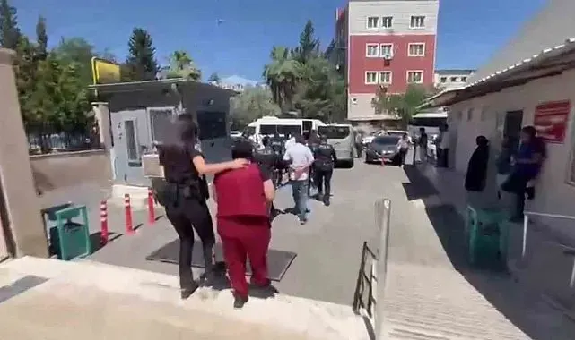 Şanlıurfa'da vatandaşları iş bulma vaadiyle dolandıran 5 kişi tutuklandı