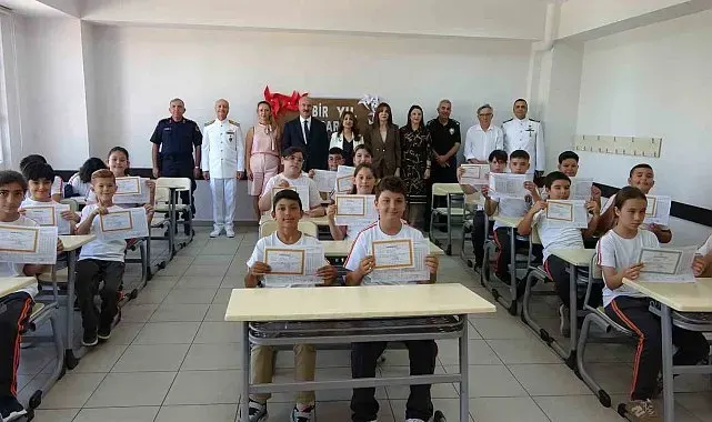 Çanakkale'de 80 bin 193 öğrenci karne aldı