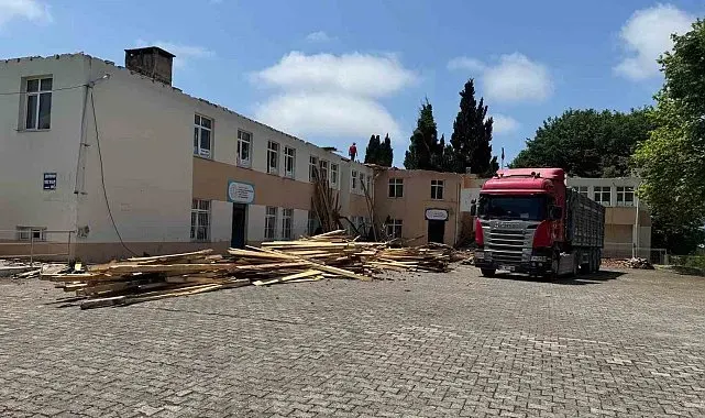 Büyük Tekke halkı yeni okul için çağrıda bulundular