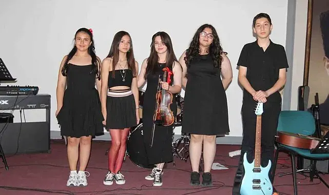 Menteşe Anadolu Lisesi'nde müzik rüzgarı