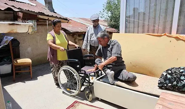 Kayınvalidesi vefat eden gelin, 7 yıldır engelli kayınbiraderine bakıyor