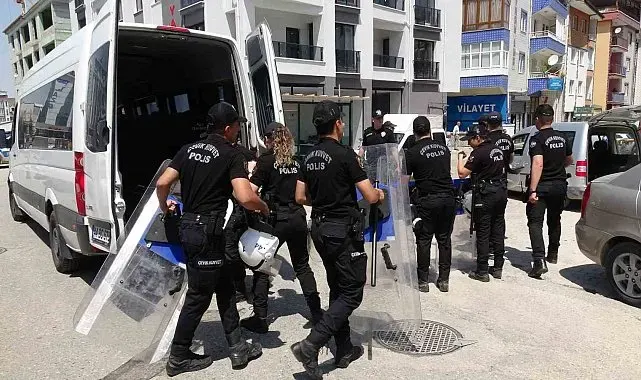 CHP Malatya İl Başkanlığı binasında gerginlik