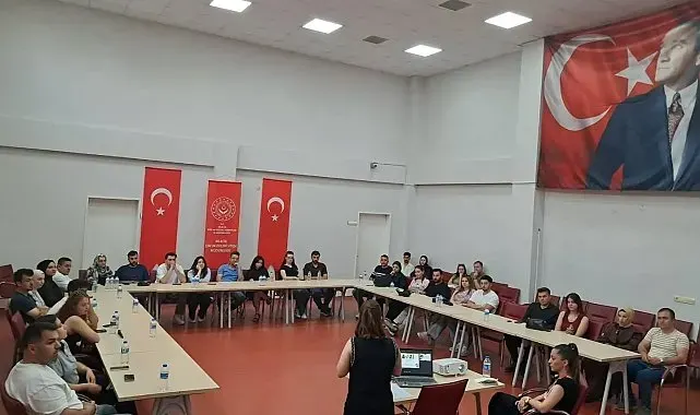 Evlenecek gençlere eğitim ve sağlık desteği