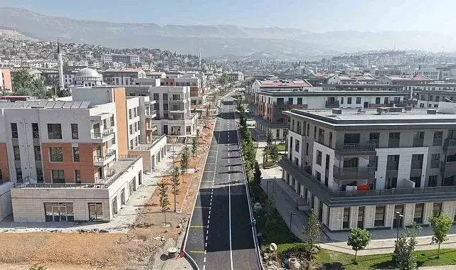 Kahramanmaraş'ın Azerbaycan Mahallesi asfaltlanıyor