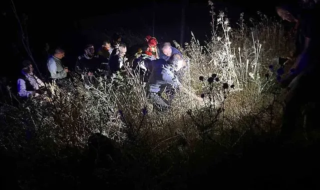Balıkesir'de traktör yoldan çıktı: 3 yaralı