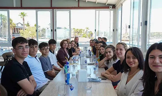 Didim Belediyesi'nden öğrencilere sınav öncesi moral buluşması