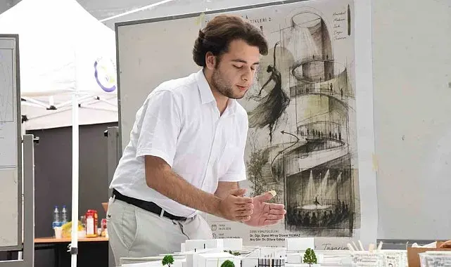 Mimarlık bölümü öğrencilerinden final jürisi ve proje sergisi