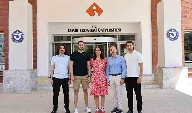 Ders çalıştıkça kazan, kafede harca