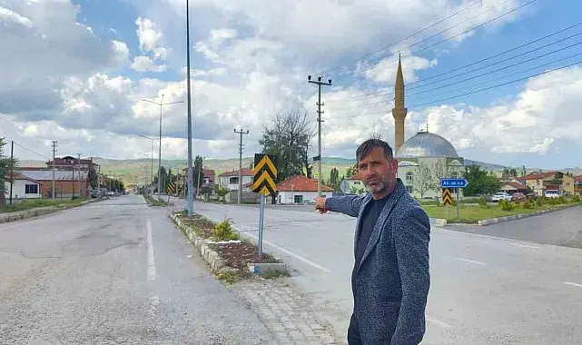 Bozuk yollar tepki çekti, mahalleli isyan etti