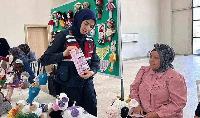 Jandarmanın kadına şiddetle mücadele eğitimleri sürüyor