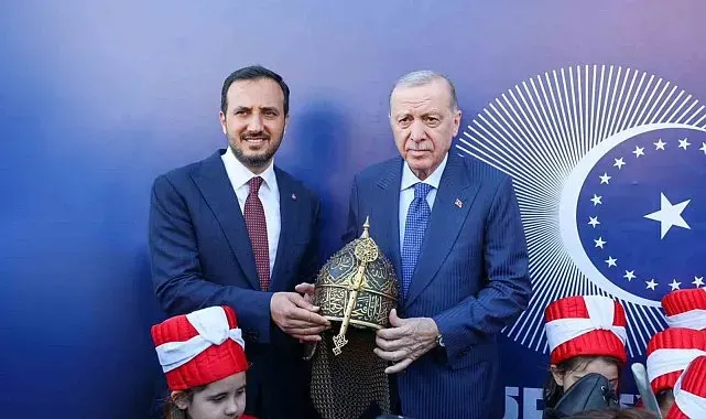 Cumhurbaşkanı Erdoğan'a anlamlı hediye