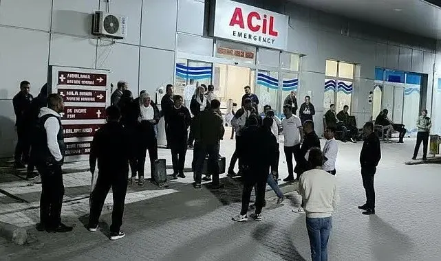 İki grup hastanede bir birine saldırdı