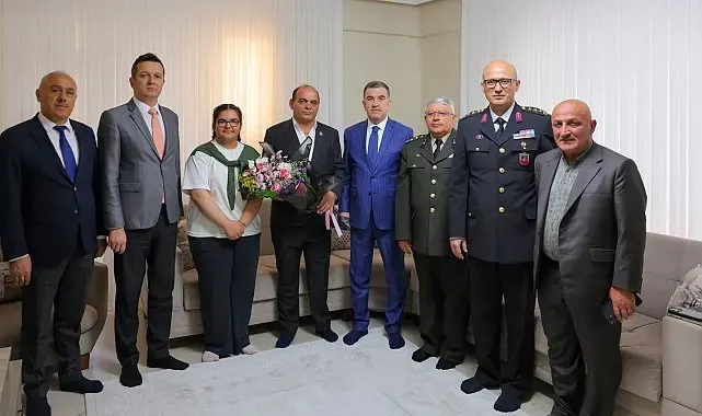 Bayburt'ta şehit ailesi ve gaziye bayram ziyareti