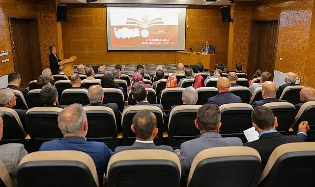 Okul çevrelerindeki güvenlik önlemleri değerlendirildi