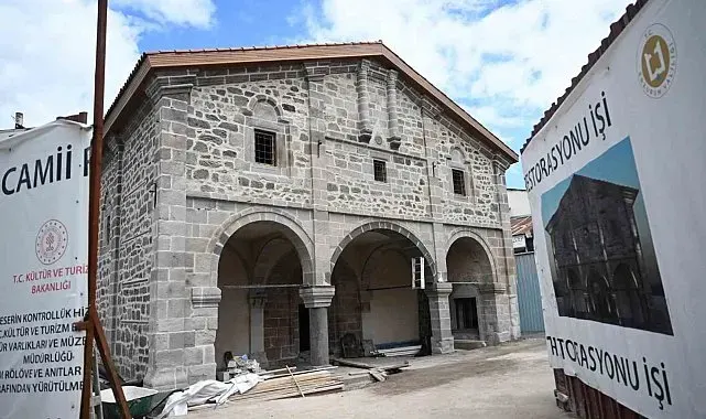 Fetih Camii restore ediliyor