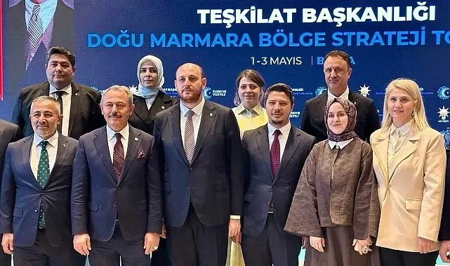Başkan Yıldırım Doğu Marmara Bölge Strateji Kampı'na katıldı