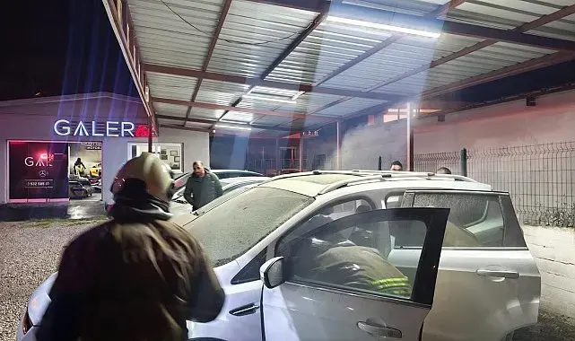 Arsuz'da araç yangını