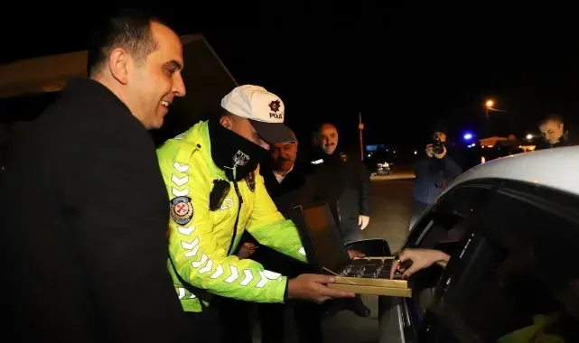 Vali Taşolar görev başındaki ekiplerin yeni yılını kutladı