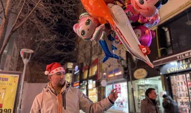 Seyyar satıcıların yılbaşı mesaisi