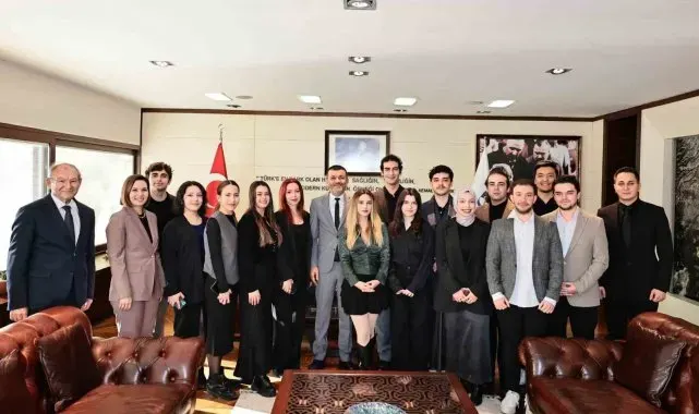 Denizli Büyükşehir Gençlik Meclisinden Başkan Çavuşoğlu'na ziyaret