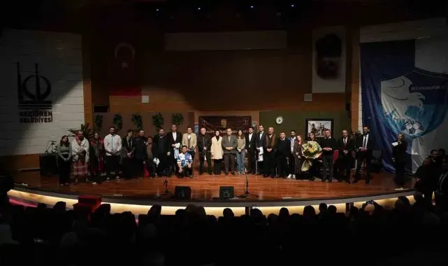 "Devamsız İşler" oyunu Keçiören'de sahnelendi