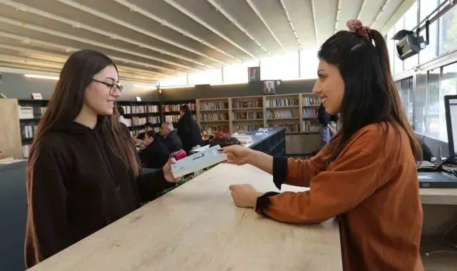 Bayraklı'da kitap tutkunlarına özel etkinlik