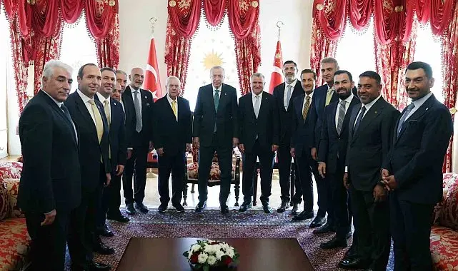 Cumhurbaşkanı Erdoğan, 4 spor kulübü başkanını kabul etti