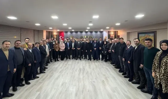 AK Parti'de görev dağılımı yapıldı