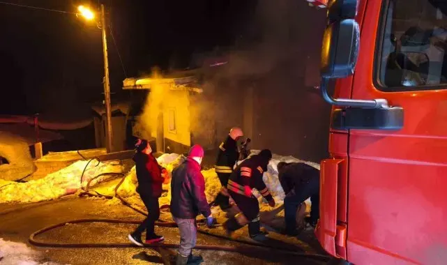 Yangında mahsur kalan vatandaşı AFAD kurtardı